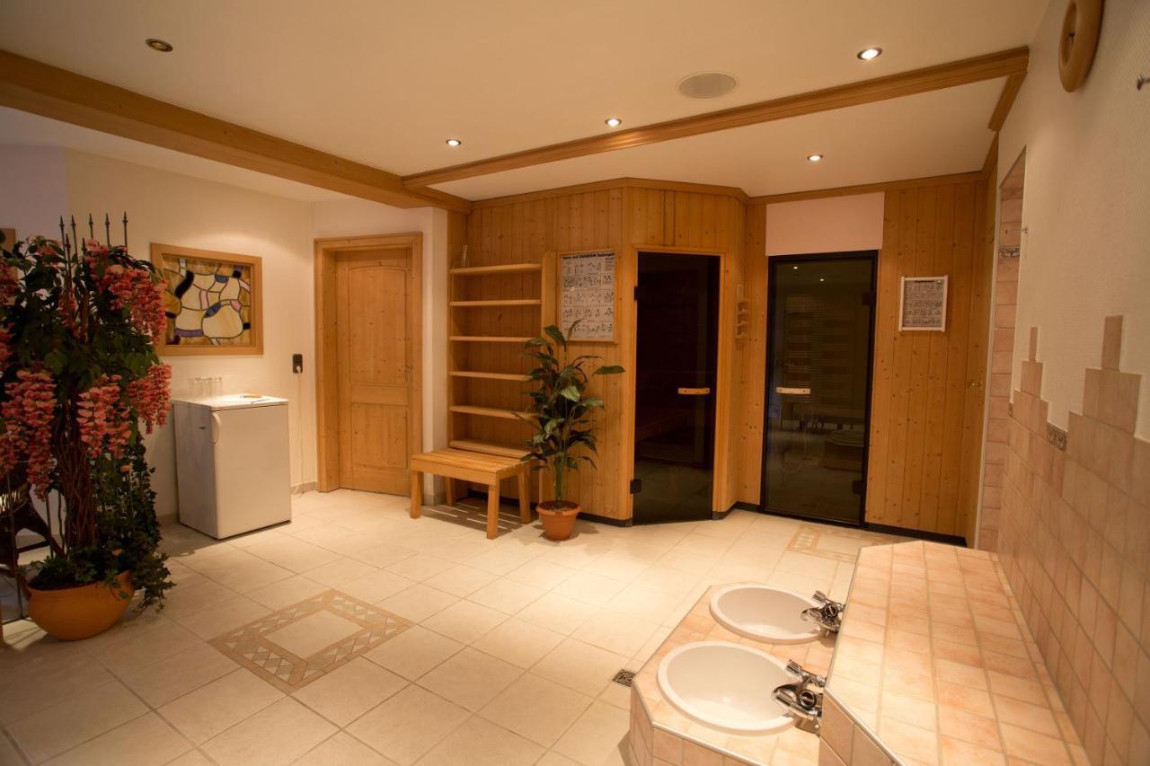 Landhotel Teuteberg バート・アロルゼン エクステリア 写真