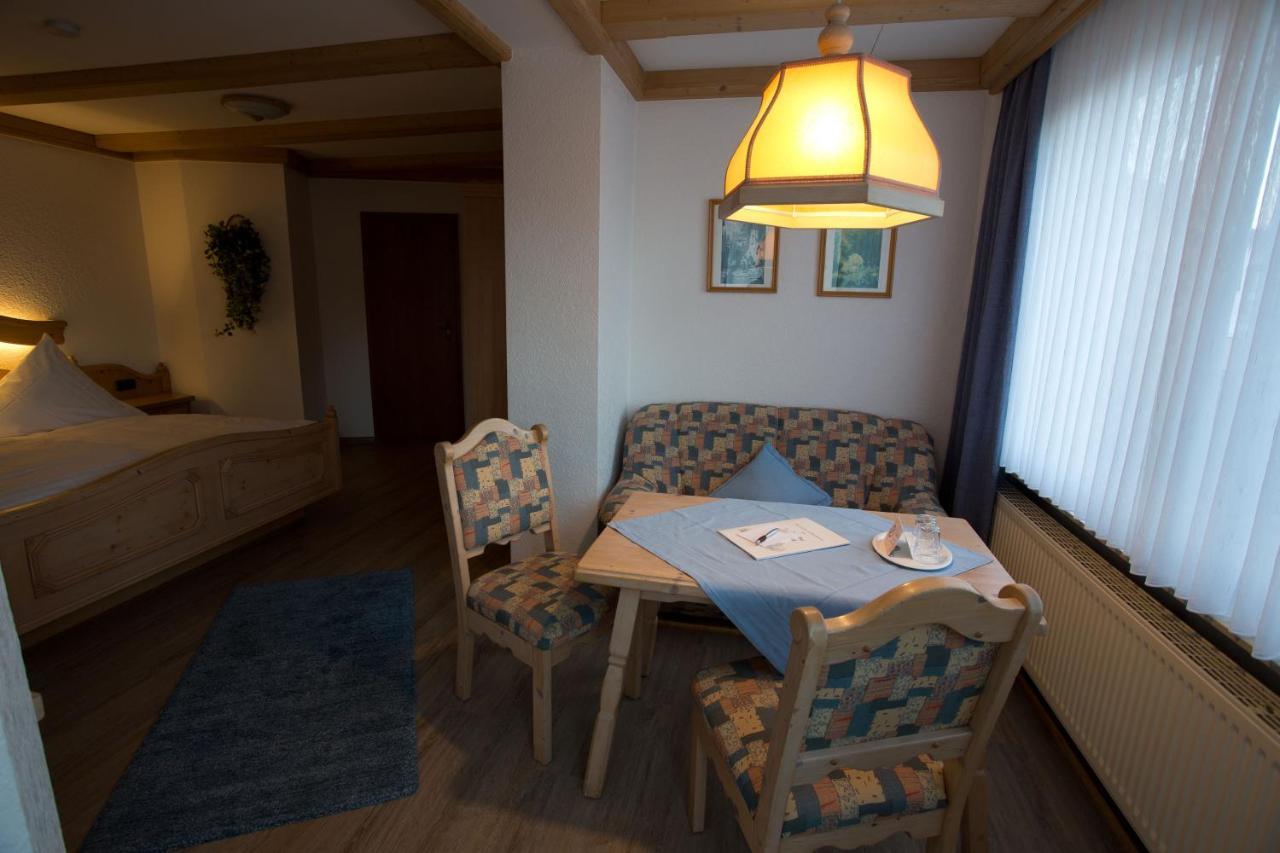 Landhotel Teuteberg バート・アロルゼン エクステリア 写真